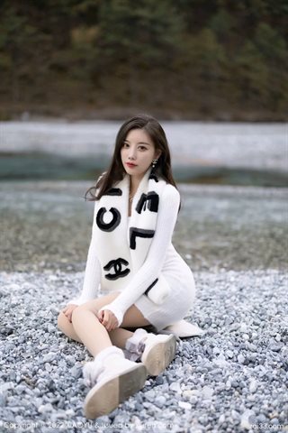[XIAOYU语画界] Vol.758 Traje de conejo sin espalda de Yang Chenchen Yome con calcetines blancos - 0073.jpg