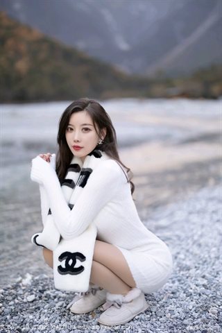 [XIAOYU语画界] Vol.758 Yang Chenchen Yome rückenfreies Kaninchen-Outfit mit weißen Socken - 0095.jpg