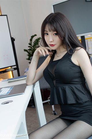 [XiuRen秀人网] 2019.10.29 No.1757 芝芝Booty - 0013.jpg