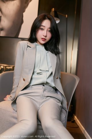 [XiuRen] No.3009 Tierna modelo septiembre vida secretaria ropa profesional tema habitación privada semidesnuda ropa interior sexy - 0016.jpg