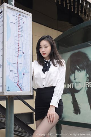 [XiuRen] No.3020 นางแบบสาว Enron Maleah รถเมล์รุ่นสุดท้ายเปิดถุงน่องสีดำโชว์ก้นขาสวย photo - 0005.jpg