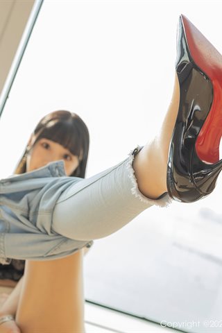 [XiuRen] No.3047 女神朱キール花厦門旅団の写真はジーンズを脱いでセクシーな下着の熱い誘惑の写真を公開しました - 0024.jpg