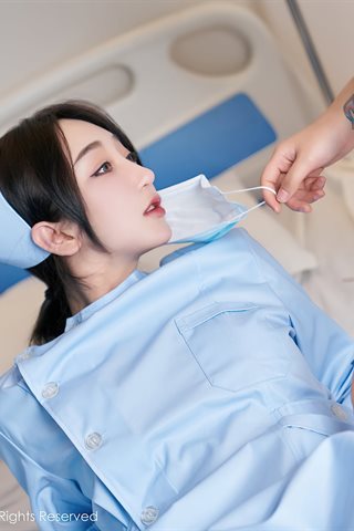 [XiuRen] No.3060 Tender model September Sheng & Lin Zixin wish to travel to shoot doctors and nurses plot theme bed temptation - 0016.jpg