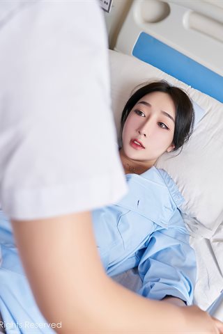 [XiuRen] No.3060 Tender model September Sheng & Lin Zixin wish to travel to shoot doctors and nurses plot theme bed temptation - 0032.jpg