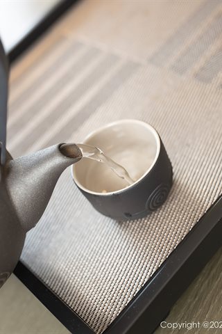 [XiuRen] No.3108 युवा मॉडल चेन Xiaomiao व्यापार वार्ता विषय निजी कमरे के बिस्तर काले पेंटीहोज प्रलोभन फोटो के साथ सेक्सी अंडरवियर - 0016.jpg