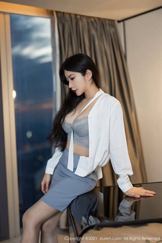 [XiuRen] No.3127 Tierna modelo Xinyan princesita lugar de trabajo uniforme OL tema privado encaje ropa interior Xiuhao pechos - 0011.jpg