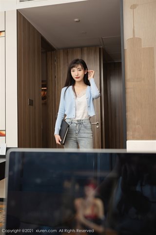 [XiuRen] No.3146 La secrétaire du mannequin tendre Lu Xuanxuan rencontre le thème de l'enlèvement des jeans et de la non-révél - 0014.jpg