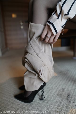 [XiuRen] No.3150 Concurso modelo Wen Rui jeninfer local de trabalho elegante tema OL arquivo aberto meio exposto meia-calça preta - 0030.jpg