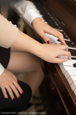 [XiuRen] No.3219 Modèle d'appel d'offres Tang Anqi professeur de piano thème chambre privée décapage collants révélant - 0015.jpg