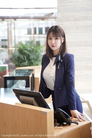 [XiuRen] No.3221 Model lembut Xiaoyu saus hotel meja depan plot tema kamar pribadi setengah terbuka payudara bangga gerah godaan - 0006.jpg
