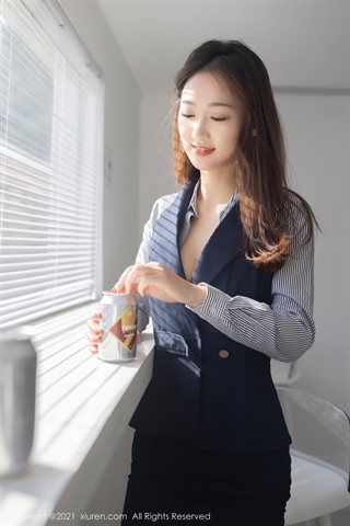 [XiuRen] No.3241 Model Tender Tang Anqi Penjual Tema Toko Setengah Telanjang Seksi Merah Pakaian Dalam Daging Sutra Pantyhose - 0039.jpg