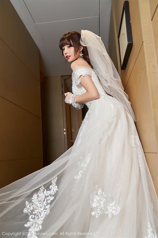[XiuRen] No.3248 Dewi Zhizhi Booty tema pernikahan yang indah kamar pribadi kasa tipis menunjukkan godaan tubuh panas foto - 0015.jpg
