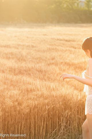 [XiuRen] No.3313 Goddess Shen Mengyao in the wheat field with white wispy underwear half-off showing her hot body and the ultimate - 0020.jpg