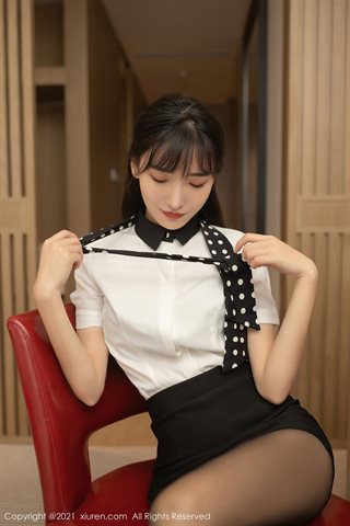 [XiuRen] No.3443 Model lembut Lu Xuanxuan aktor audisi plot tema setengah dari pakaian seksi menunjukkan foto godaan tubuh yang - 0014.jpg