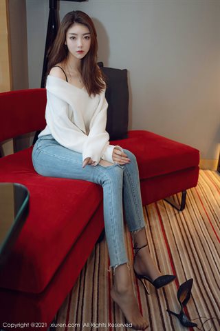 [XiuRen] No.3493 Young model Cola Vicky takes off her tight jeans in her private room and reveals ultra-thin black pantyhose - 0019.jpg