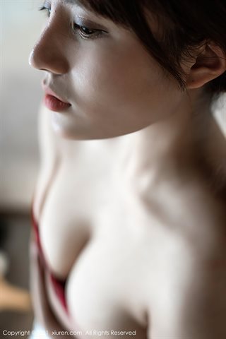 [XiuRen] No.3522 Tenera modella per molto tempo Aimee casa privata lingerie erotica rossa + foto di tentazione perfetta'acqua - 0049.jpg