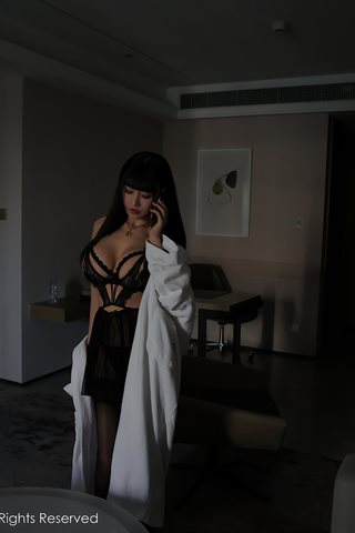 [XiuRen] No.3531 Goddess Zhu Ke'er Flower plot theme tulle hitam menunjukkan payudara besar pantat hot godaan foto 1 - 0006.jpg