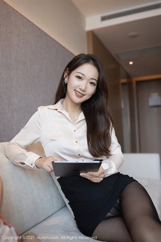 [XiuRen] No.3692 Modelo Tang Anqi Consultor de Investimentos Temático Casa Privada Meia Nua Sem Meia-calça Preta Interior - 0009.jpg