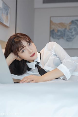 [XiuRen] No.3705 El viaje de negocios de la modelo Lu Xuanxuan trama el tema de la cama del hotel ropa interior sexy sin interior - 0018.jpg