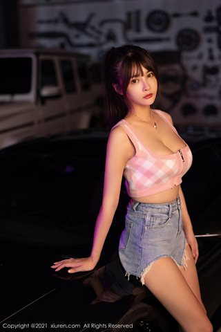 [XiuRen] No.3725 モデルMengnaziXiangcheと美しさのテーマセクシーなデニムスカートは魅力的な体の誘惑写真を示しています - 0004.jpg