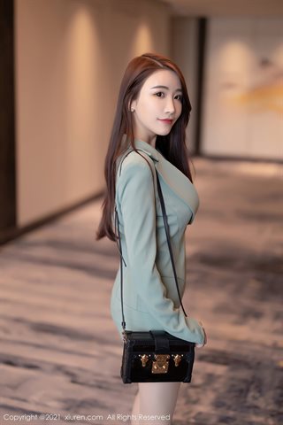 [XiuRen] No.3728 Goddess Cherry Feiyue Sakura Jiangsu, Zhejiang y Shanghai Brigade se quitan la ropa profesional y revelan ropa, - 0005.jpg