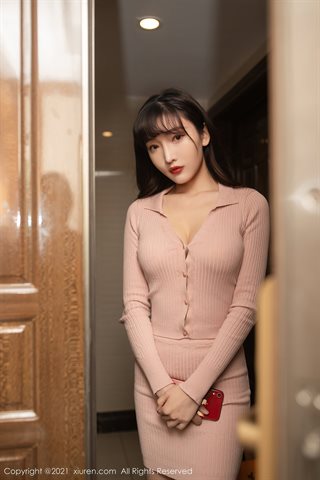 [XiuRen] No.3736 Model Lu Xuanxuan Chengdu Reise-Shooting Privatzimmer rosa Pullover halb ausgezogen sexy Unterwäsche perfekte - 0009.jpg