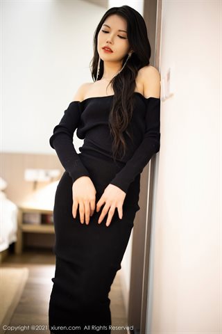 [XiuRen] No.3822 نموذج جديد صلصة Yuanyuan Belle Hangzhou صورة السفر فستان أسود أنيق مع صورة لباس ضيق أسود ساحر - 0021.jpg