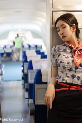 [XiuRen] No.3838 Модель Shen Mengyao стюардесса авиалайнера униформа тема полуобнаженное черное нижнее белье перспектива трусики - 0056.jpg