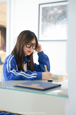 [XiuRen] No.3875 Modelo amanhã flor pêssego azul uniforme escolar tema roupa íntima de renda semi-exposta sexy embrulhada tentação - 0002.jpg