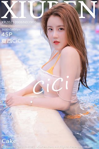 [XiuRen] No.3900 Il bikini sexy della piscina della foto di viaggio di Macao del modello Xia Xi CiCi mostra la foto perfetta della