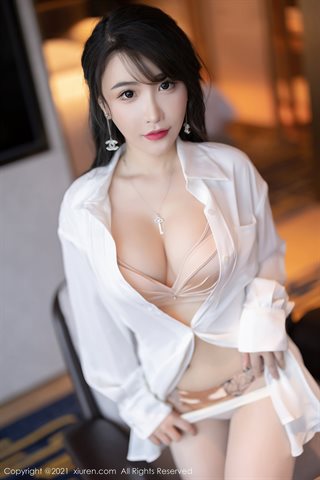 [XiuRen] No.3903 Göttin Kirsche Feiyue Sakura Shenzhen Brigade schießt weißes Hemd mit Fleischseidenstrumpfhose und zeigt prallen - 0050.jpg