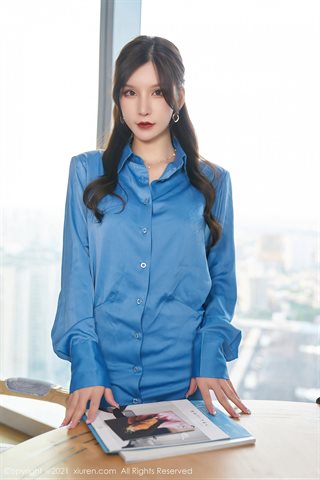 [XiuRen] No.3904 Dewi Zhou Yuxi Sandy Dali Perjalanan Menembak Korset Hitam Pribadi dan Kaus Kaki Sutra Hitam Foto Menawan - 0008.jpg