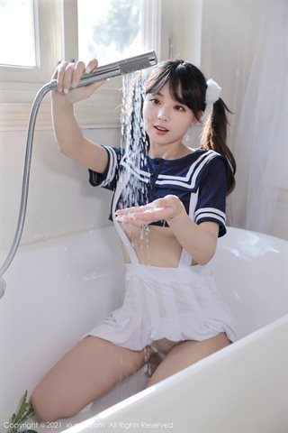 [XiuRen] No.3907 Modelo She Bella bella Macau ensaio de viagem saia com alça de vácuo para banheiro privativo mostrando foto - 0016.jpg