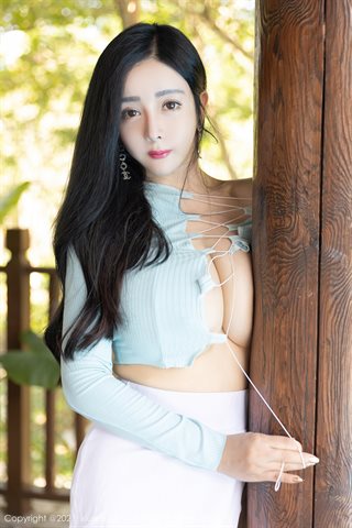 [XiuRen] No.3929 Model Yunyu Xishuangbanna Brigade memotret pakaian berpotongan rendah tanpa daging bagian dalam, payudara indah,, - 0022.jpg