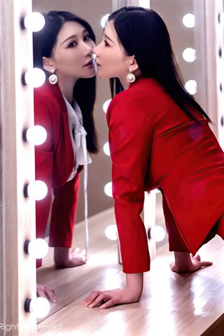 [XiuRen] No.3954 Модель Гу Цяонань Кора, красная секретарша, униформа, тема, половина шоу, фигура дьявола, знойное искушение, фото - 0003.jpg