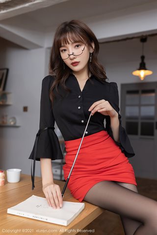 [XiuRen] No.3961 Model Lu Xuanxuan tutor guru tema semi-terbuka pakaian seksi ultra-tipis sutra hitam menawan godaan foto - 0008.jpg