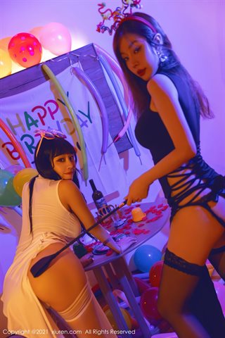 [XiuRen] No.4025 Dea Wang Yuchun e Zhu Keer festa di compleanno a tema stanza privata foto seducente e allettante sotto una luce - 0048.jpg