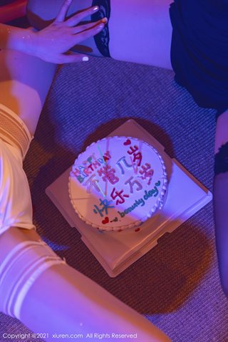 [XiuRen] No.4025 Dewi Wang Yuchun & Zhu Keer tema pesta ulang tahun kamar pribadi foto menggoda dan menggoda di bawah cahaya - 0059.jpg