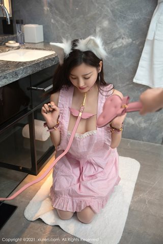[XiuRen] No.4028 Deusa Yang Chenchen Yome, gato privado, roupa de empregada, meias de renda mostram tentação de corpo quente foto - 0053.jpg