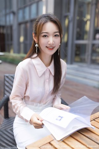 [XiuRen] No.4045 Model Tang Anqi's private room sexy pink shirt and white short skirt half off showing perfect body temptation - 0011.jpg
