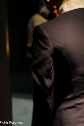 [XiuRen] No.4050 نموذج تيان بينغبينغ سانيا لواء مضيفة زي موحد ملابس داخلية دانتيل مع جوارب طويلة من الحرير واللحوم صور إغراء - 0010.jpg