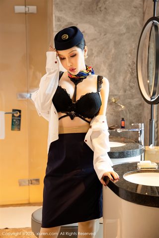 [XiuRen] No.4050 Người mẫu Tian Bingbing Sanya Lữ đoàn tiếp viên Đồng phục chủ đề Đồ lót ren với thịt Lụa Pantyhose Ảnh cám dỗ - 0047.jpg