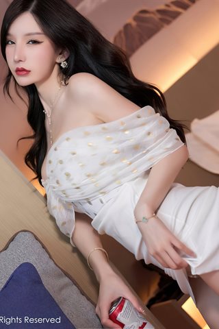 [XiuRen] No.4079 Goddess Zhou Yuxi Sandy drinking together theme private room shiny meat silk pantyhose beautiful legs temptation - 0043.jpg