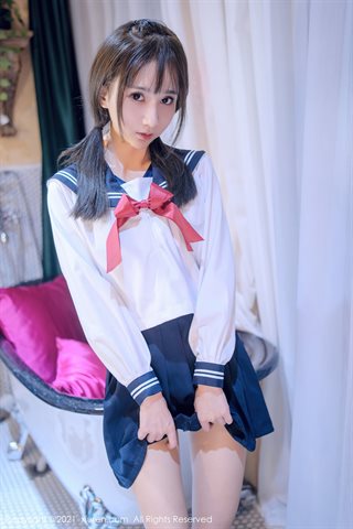 [XiuRen] No.4108 Model jeli kecil melepas seragam JK di kamar pribadi dan memperlihatkan jumpsuit bercabang tinggi dengan tubuh - 0001.jpg