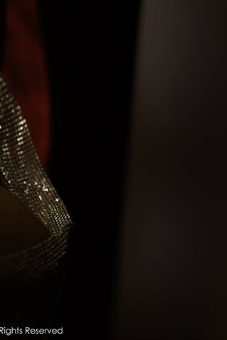 [XiuRen] No.4110 Yuji Guoer Lữ đoàn Victoria Sanya Chụp trong phòng riêng Váy treo bằng bạc cắt ngắn khoe thân hình đầy đặn quyến - 0008.jpg