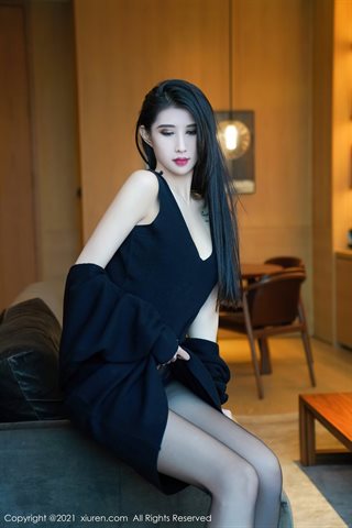 [XiuRen] No.4124 Model Ge Zheng net height 184 Sanya travel shoot black dress with no inner black silk show buttocks temptation - 0009.jpg