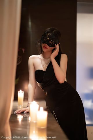 [XiuRen] No.4149 Déesse Yang Chenchen Yome robe sexy à moitié exposée pas de collants noirs intérieurs montrent les fesses - 0004.jpg