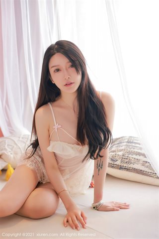 [XiuRen] No.4160 Người mẫu Thỏ Ngọc Miki Dali Brigade chụp ảnh phòng riêng với váy ren mỏng tang trong suốt khoe thân hình nóng - 0010.jpg
