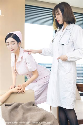 [XiuRen] No.4209 Model koleksi dewi Wang Yuchun & Yuner kepala perawat dan dokter tema foto godaan sosok montok - 0060.jpg