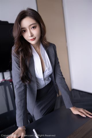 [XiuRen] No.4304 王馨瑶yanni Professional wear OL black silk - 0032.jpg